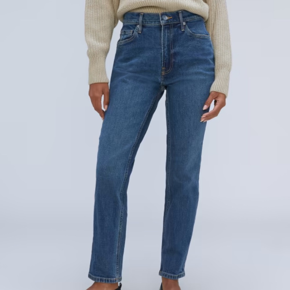 Everlane Women’s 90’s Cheeky Jean